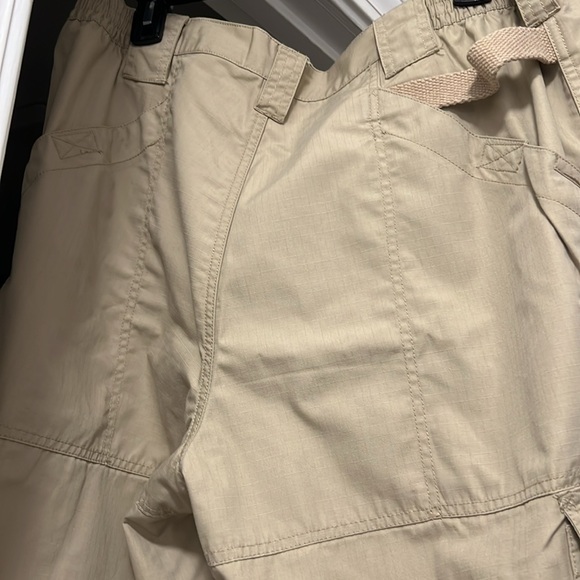 Like New - 5.11 Tac-Lite 38 x 32 Khaki - Picture 2 of 5